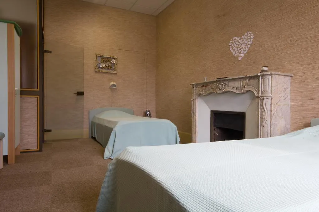 Chateau De Calmels Hotel Lacaune