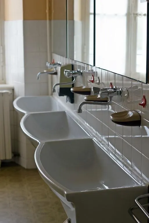 Chateau De Calmels Hotel Lacaune 0*,  France
